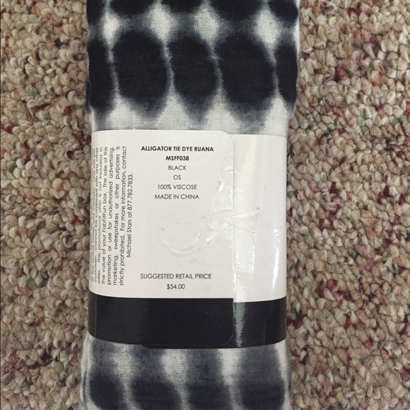 Michael Stars Black & White Ruana/Scarf - Picture 5 of 7